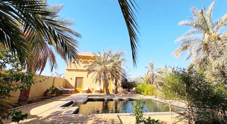 House with pool — photo 5