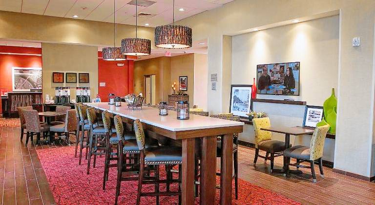 Hampton Inn & Suites Boone — photo 3