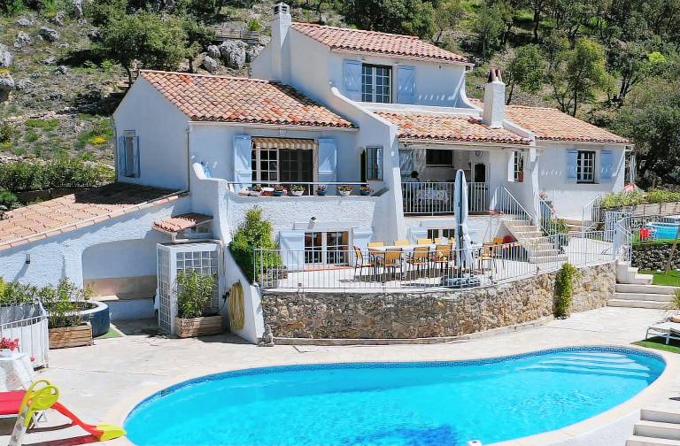 Villa  Salernes