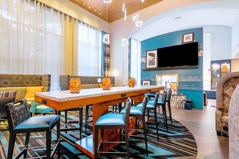 Hampton Inn & Suites Herndon-Reston — photo 4