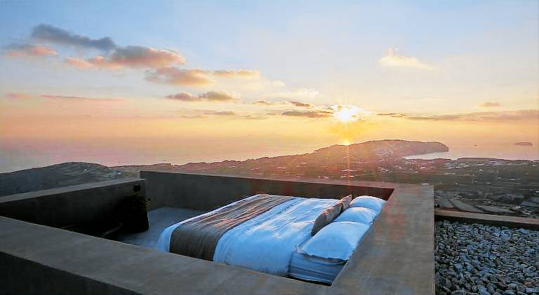 Villa with jacuzzi & pool — photo 3