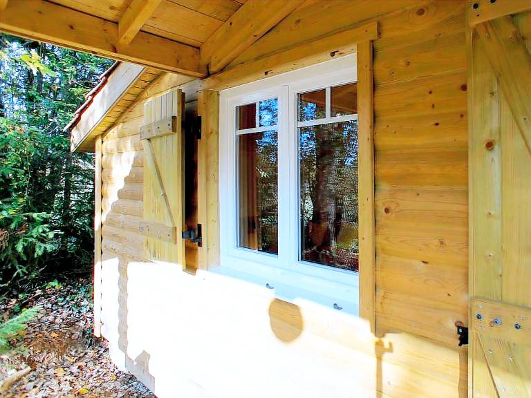 Children-friendly pleasant chalet with heated pool & terrace | Dogs allowed — photo 5