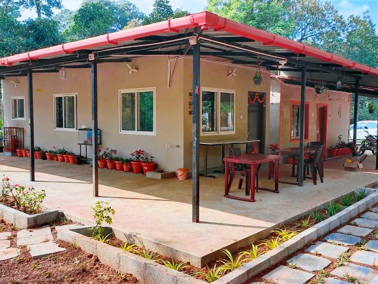 Giri Male Homestay By StayApart