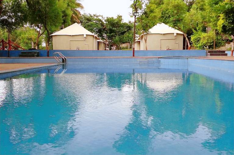 Hiranya Resorts