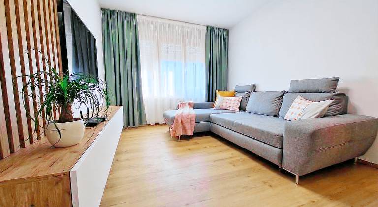 Rental apartment with 2 rooms for 7 persons in Kobarid