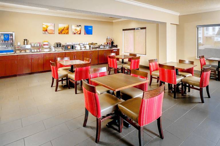 Comfort Suites Prestonsburg West — photo 4