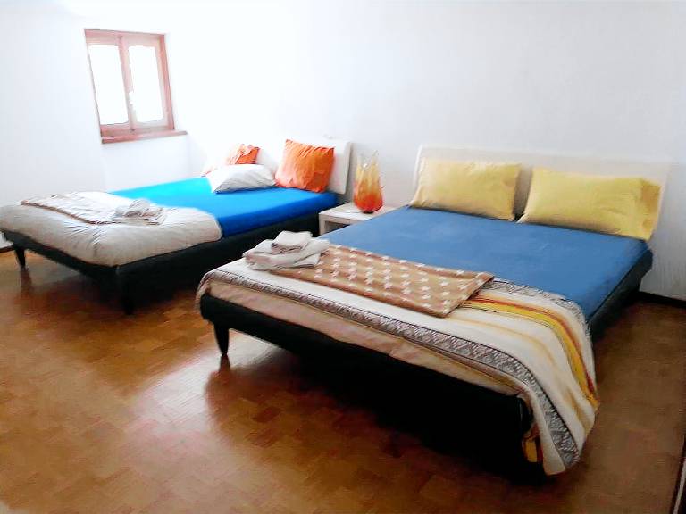 Holiday apartment with garden & patio in Mendrisio