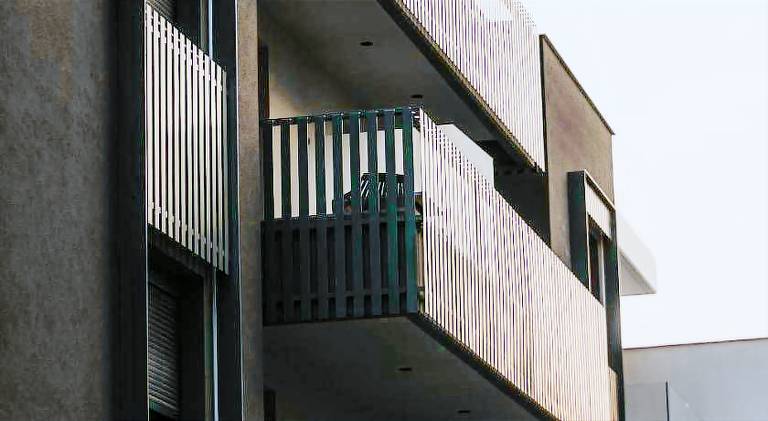 Apartment with patio in Volos