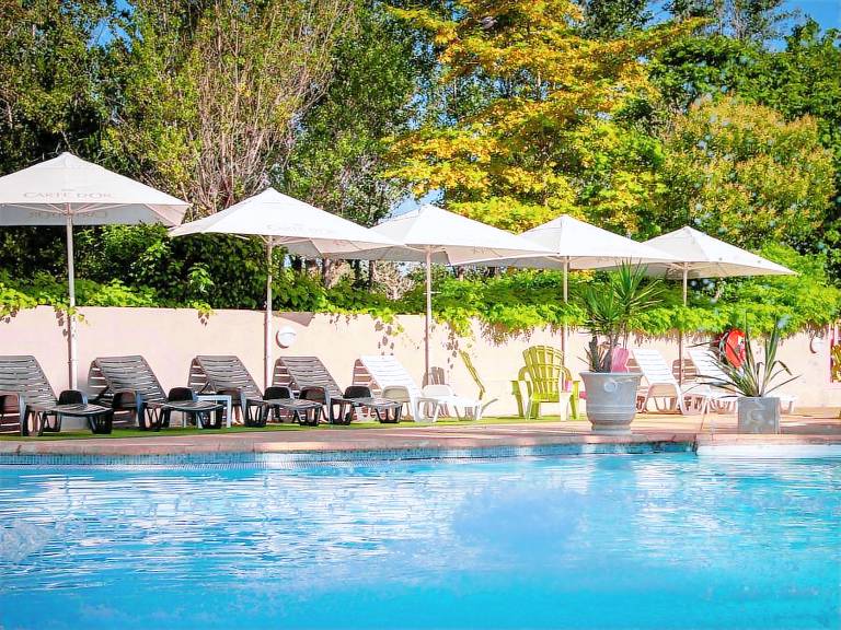 Unusual rental with pool — photo 2