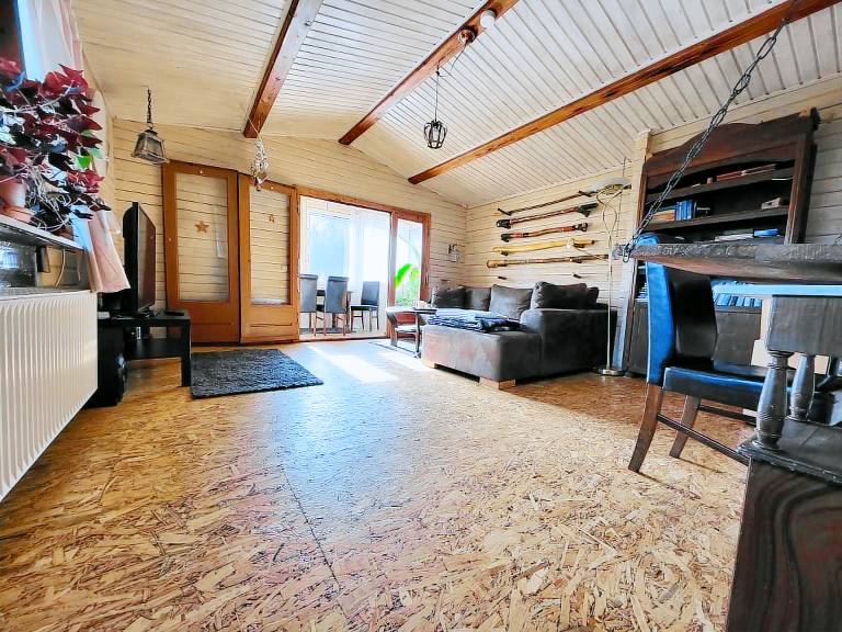 Apartment with garden, BBQ & patio — photo 3