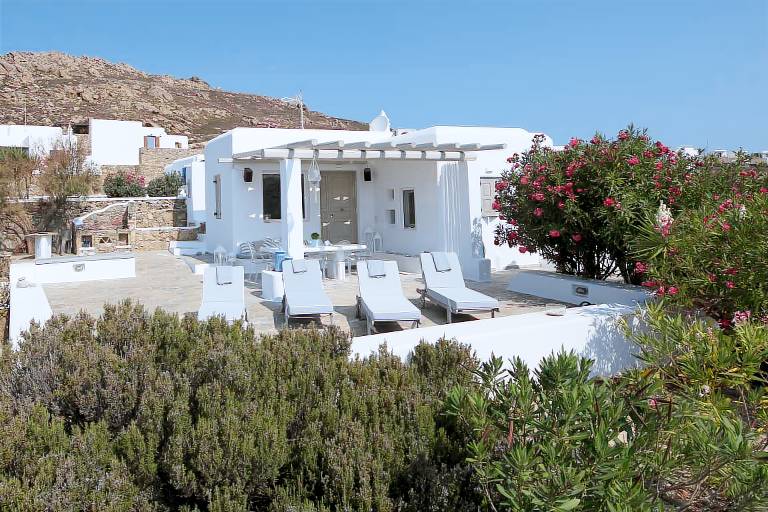 Villa with barbeque & garden | Panoramic view — photo 4