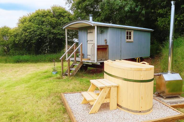 Cabin Bruton