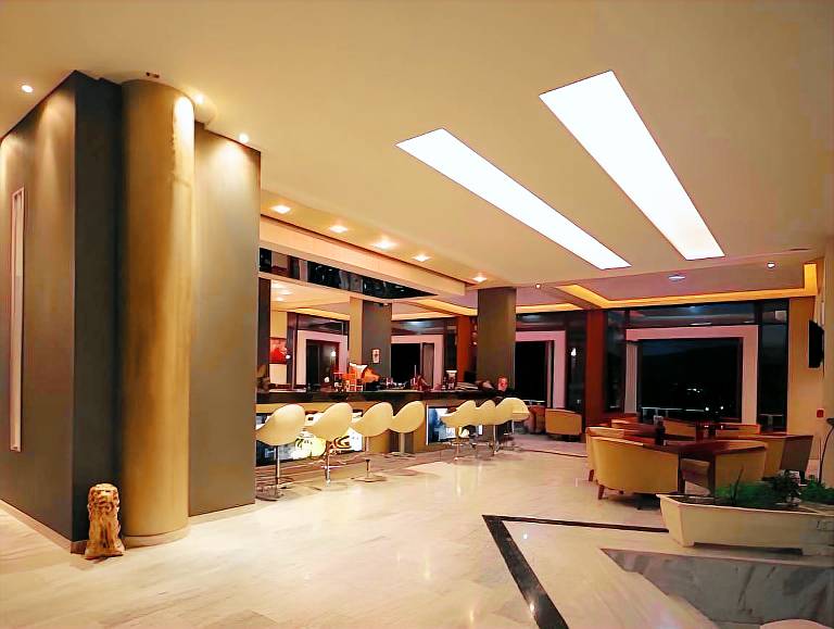 Alma Hotel — photo 3