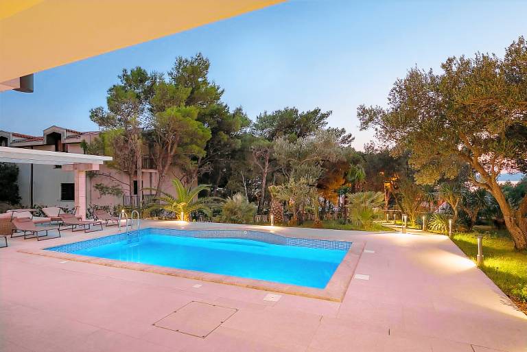 Ferienwohnung  Brela