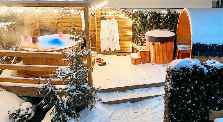 Pleasant rental apartment with yard, patio & hot tub | Next to the ski | Pets are welcome — photo 3