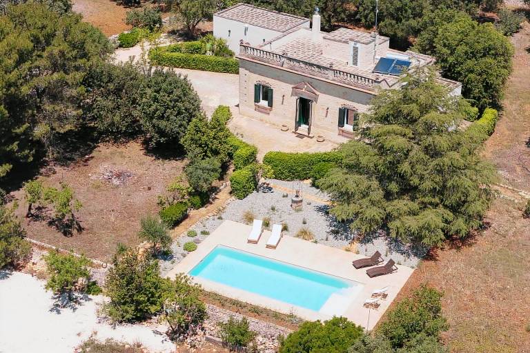Holiday Home 'New Villa Vittoria with Private Pool', Wi-Fi, and Air Conditioning — photo 3