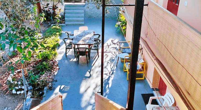 House with barbeque, yard & terrace — photo 4
