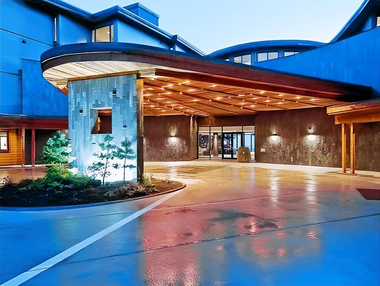 Black Rock Oceanfront Resort in Ucluelet, BC
