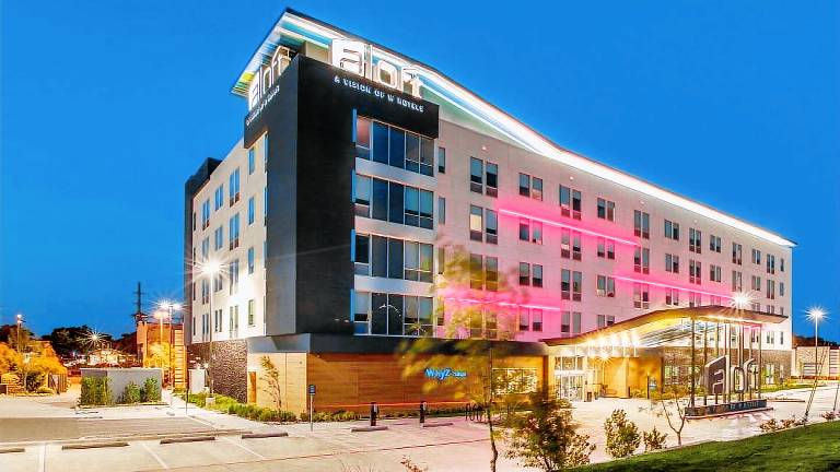 Aloft Dallas Arlington Entertainment District in Arlington, TX