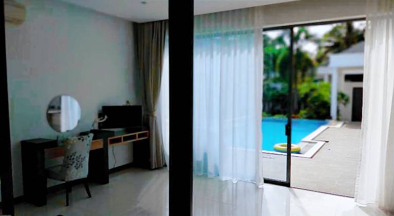 Villa with pool | Pets allowed — photo 4