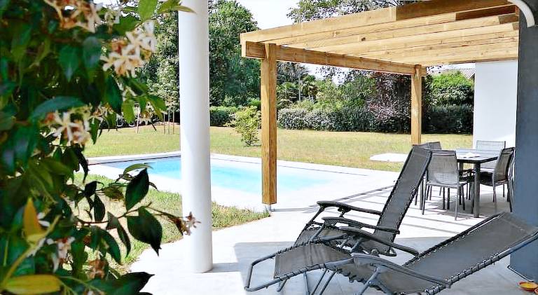 Fully equipped charming house with pool, garden & barbeque | Perfect for remote work | Pet-friendly in Soorts-Hossegor