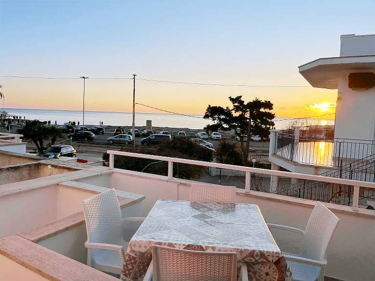 Charming holiday apartment with terrace | Beach nearby | Pets allowed — photo 5