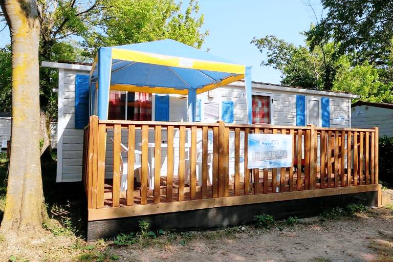 Mobilehome with air conditioning, terrace and pool — photo 5