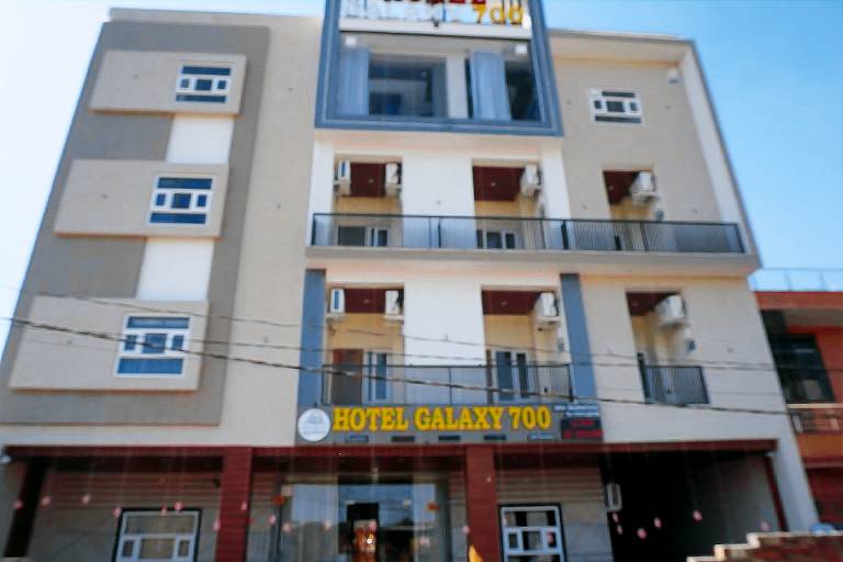 Hotel Galaxy 700