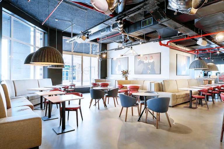 Radisson RED Brussels — photo 4