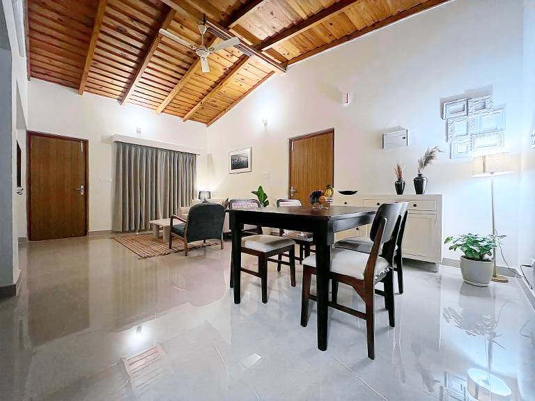 House Bhimtal