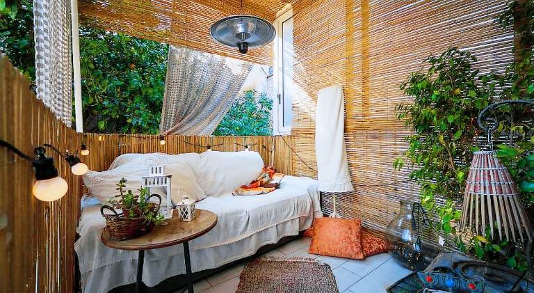 Rental apartment with terrace | Close to Naples Cathedral | Pets allowed in Casoria