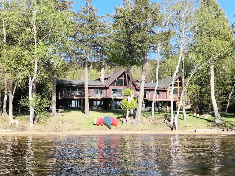 House  Saranac Lake