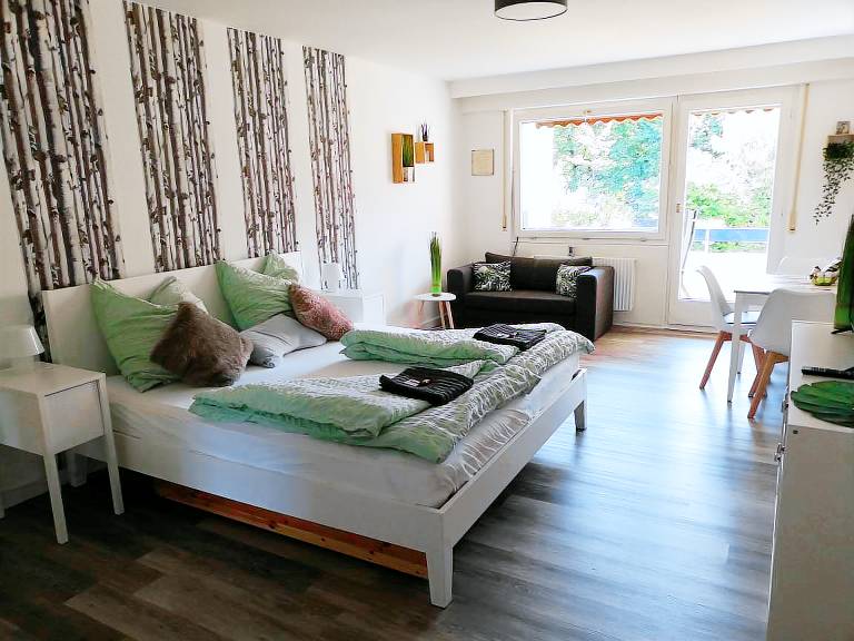 Rental apartment with fast internet | Garden view | Pet-friendly in Bad Urach