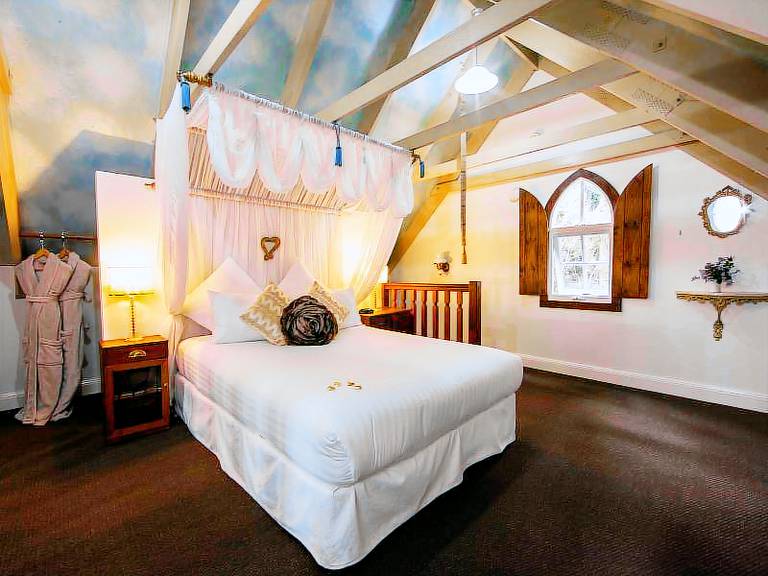 Resort  Tamborine Mountain