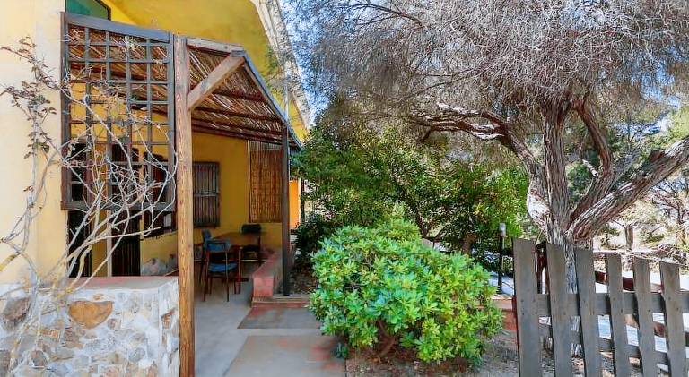 Rental apartment with 1 room for 6 persons in Arbus