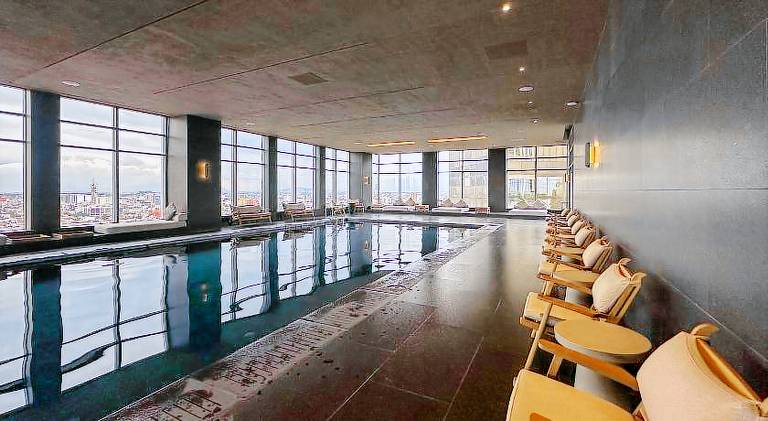 Holiday apartment with pool & hot tub | Near Paseo de la Reforma — photo 3