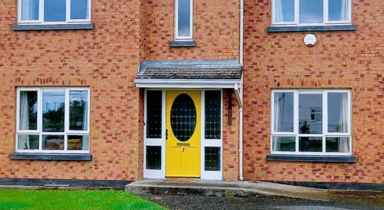 1 Cartrun Breac N39D7H6 Opposite Longford Rugby Club See the Yellow Door