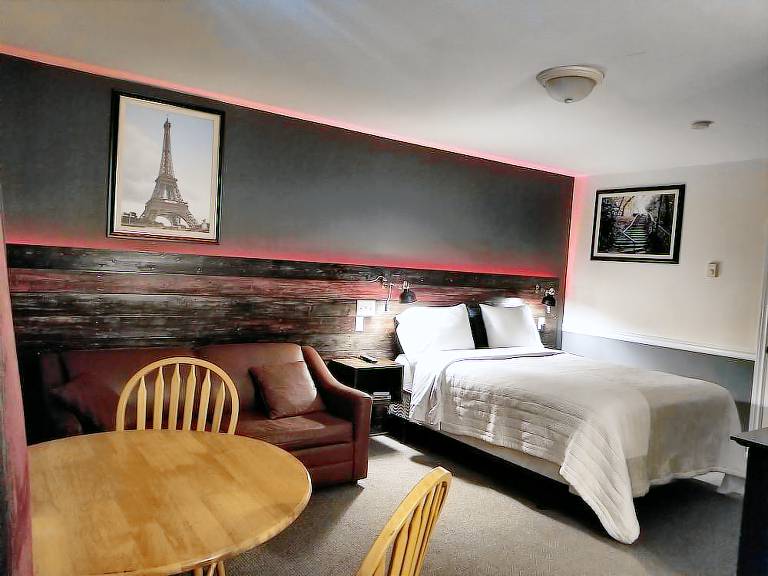 Motel  Fredericton
