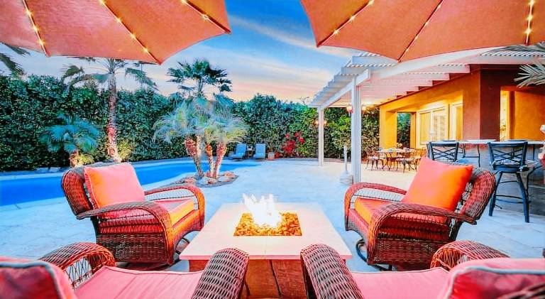 House with pool & jacuzzi | Pets allowed — photo 3