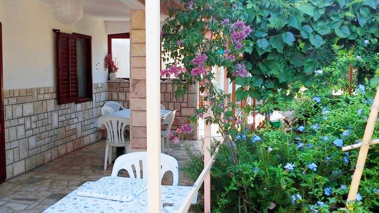 Apartma Zelena špilja