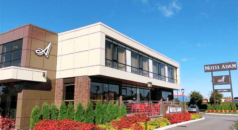 Motel District des Riverains