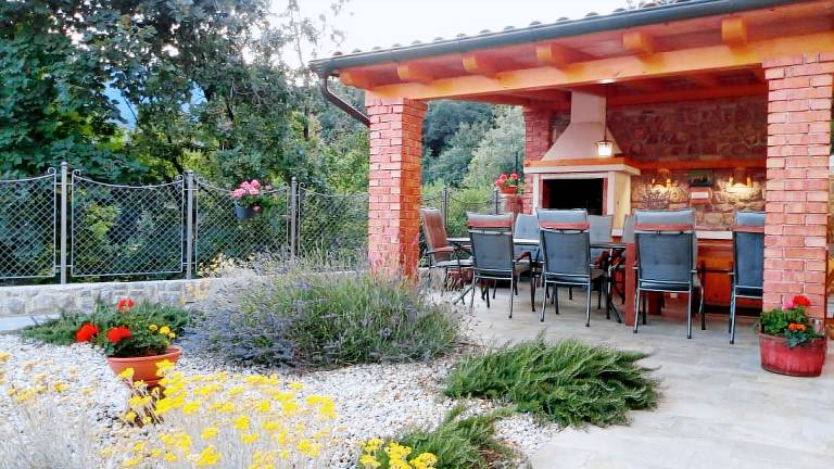 Family-friendly spacious villa with garden, terrace & private pool | Pets are welcome — photo 4