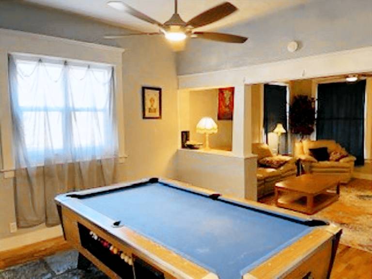 Prime Location 4 a Furnished Rental - Work & Play in walking distance! — photo 5