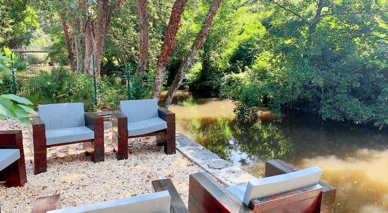 Villa with 3 rooms for 6 persons in Gaillard