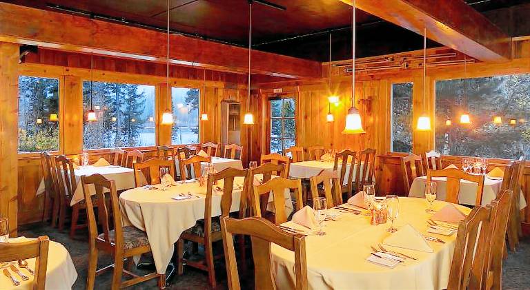 Tamarack Lodge — photo 3