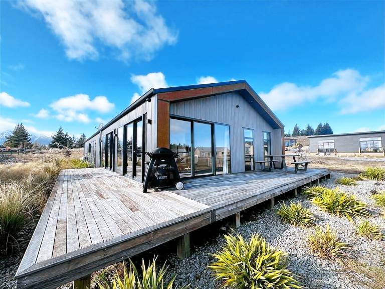 House Lake Tekapo