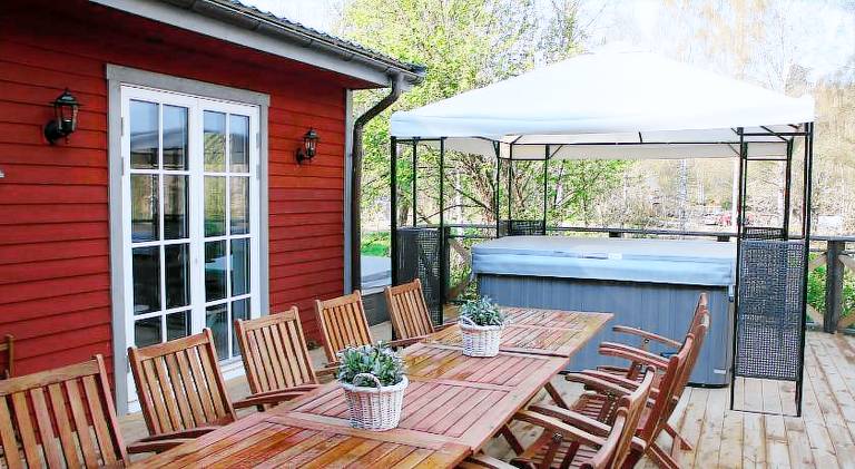 House with garden, BBQ & terrace | Pets are welcome — photo 4
