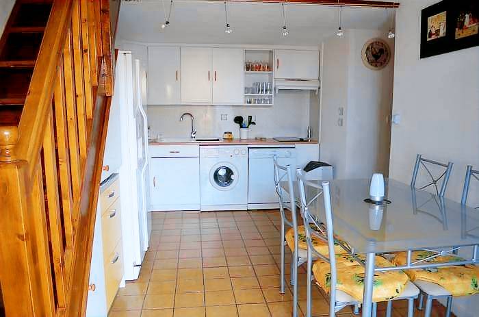 Family-oriented villa with BBQ & yard | Beach view | Close to the beach | Pet-friendly — photo 3