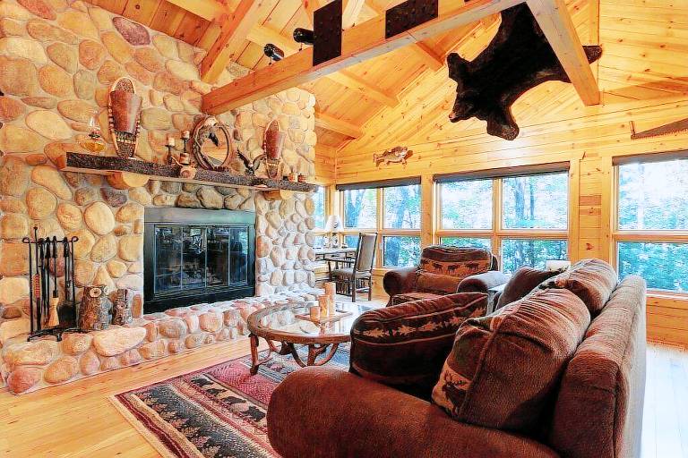 House Eagle River