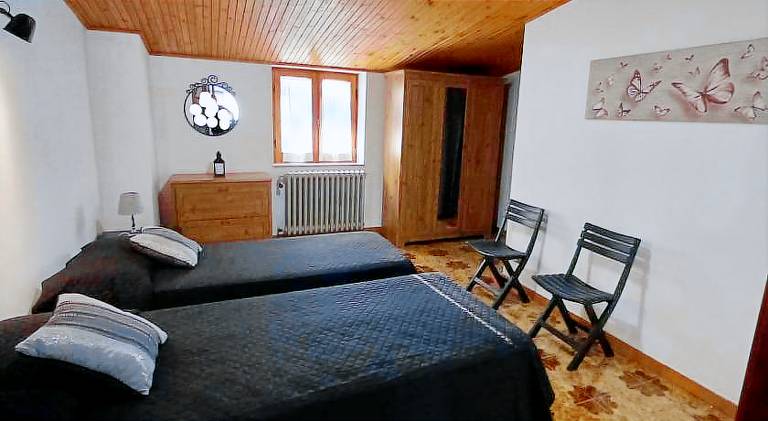 Rental apartment with 2 rooms for 4 persons — photo 2